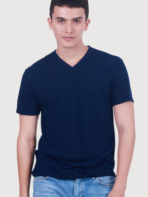 เสื้อยืดคอวี — สีกรมท่า