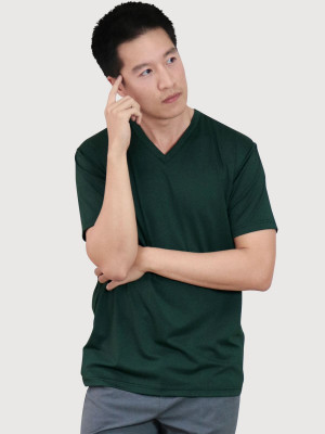 เสื้อยืดกีฬาคอวี — สีเขียว - primary เสื้อยืดกีฬาคอวี — สีเขียว - primary